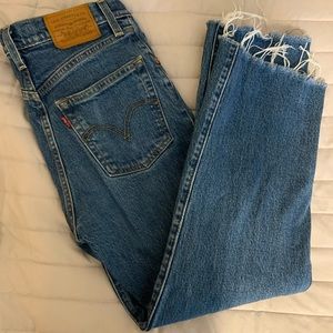 Straight leg Levi’s Jeans